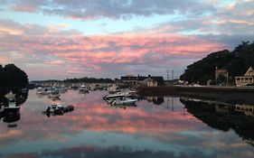 Cohasset Harbor Resort